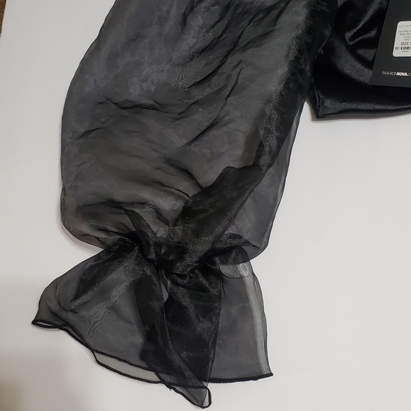 FASHION BLACK SATIN SHEER PUFF SLEEVE TOP..SIZE S - Picture 4 of 7